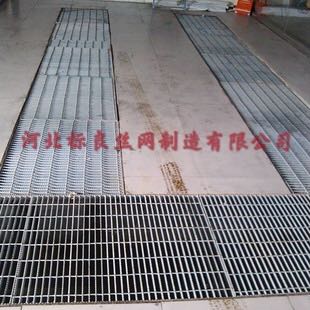 洗車用鋼格板具體有什么優(yōu)點(diǎn)呢？